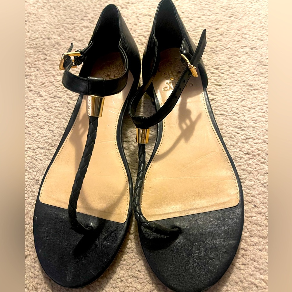 **Great Condition** Women’s Vince Camuto sandals size 9.